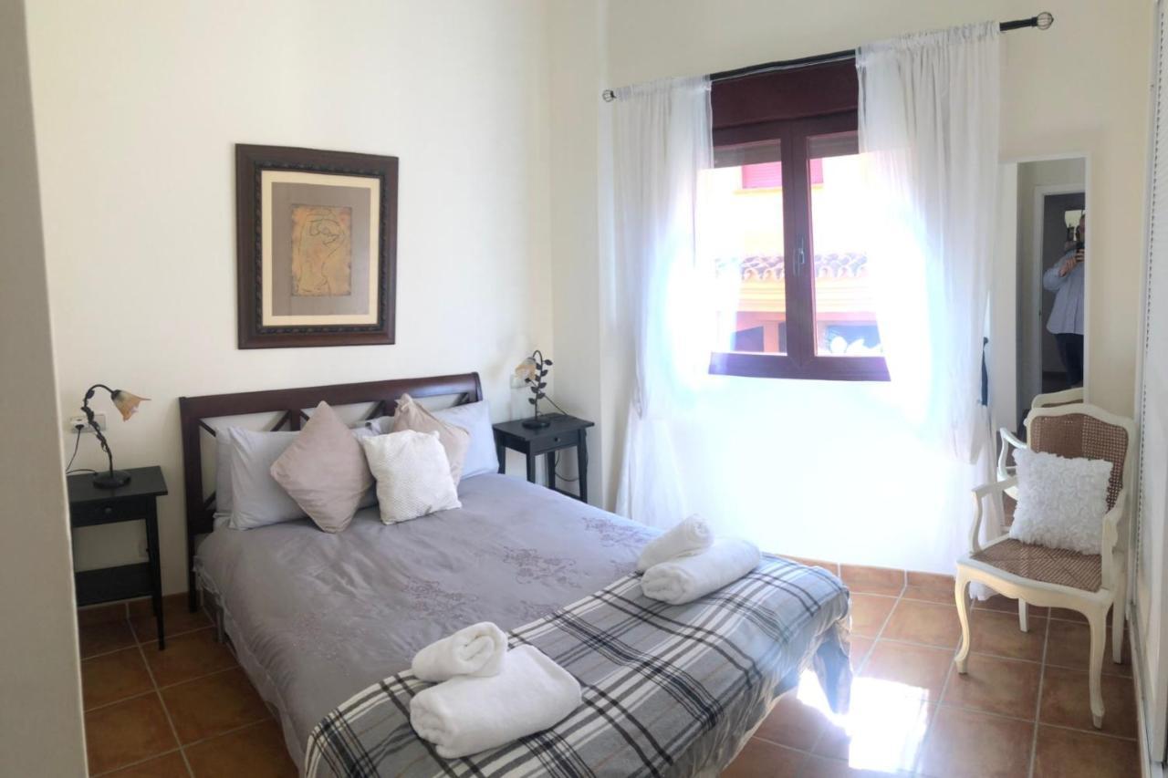 Elegant 2Br Apartment Puerto Banus Marbella Just 12 Minutes Away By G00Giemaps Estepona Exteriör bild
